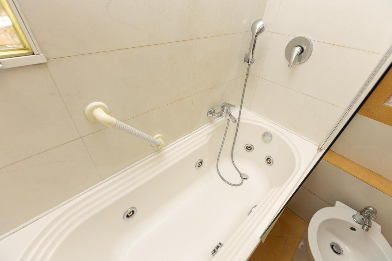 Internouno Deluxe Hotel Rome Luaran gambar
