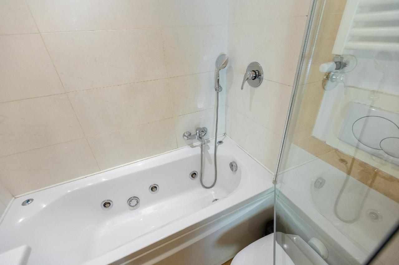 Internouno Deluxe Hotel Rome Luaran gambar