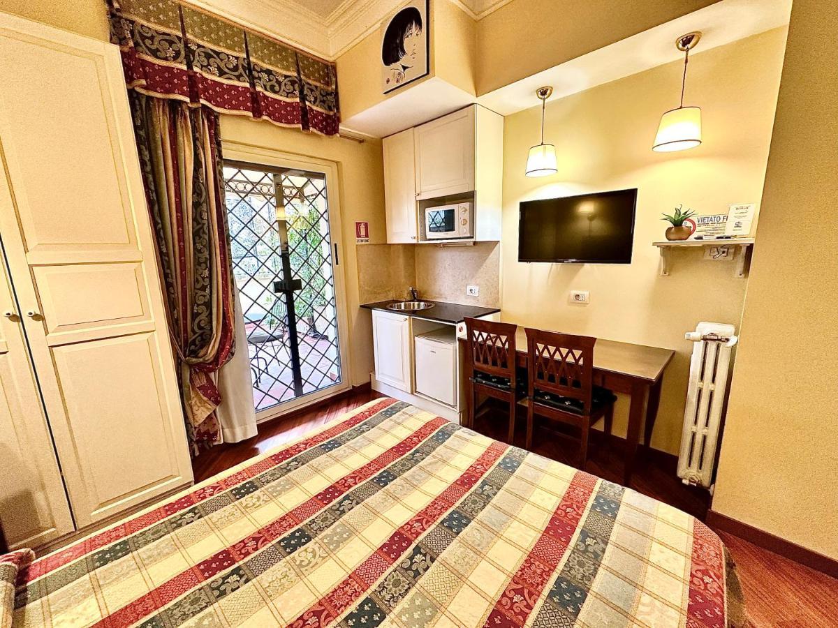 Internouno Deluxe Hotel Rome Bilik gambar